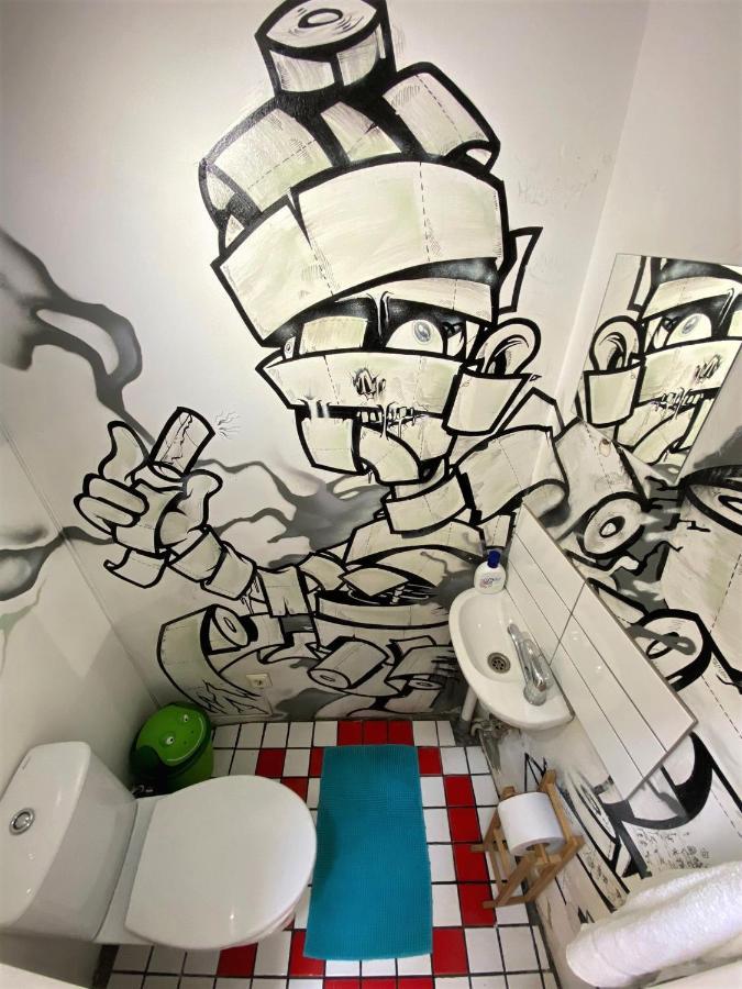 بيت شباب Jimmy Jumps House فيلنيوس المظهر الخارجي الصورة